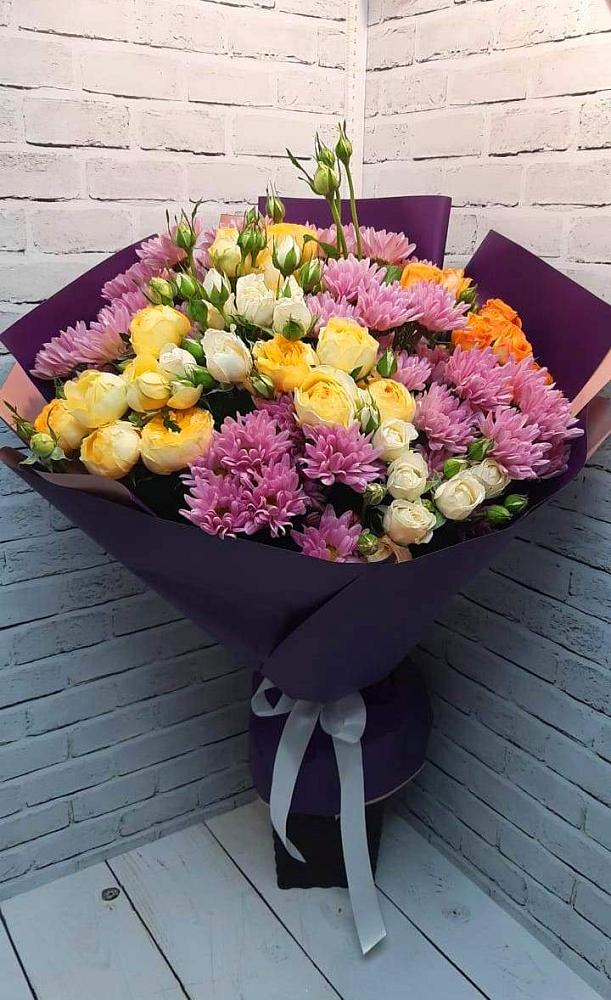 Букет цветов из: Хризантемы и Розы в Манычском