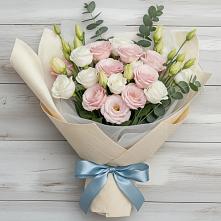 Букет цветов из:  Лизиантусы в Манычском