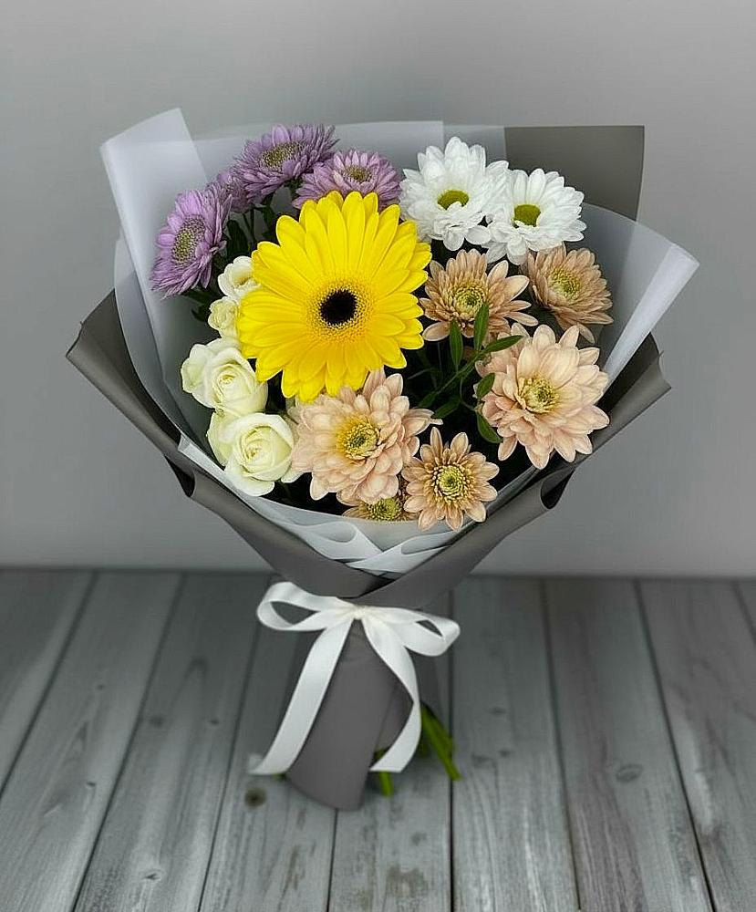 Букет цветов из: Розы, Герберы и Хризантемы в Манычском