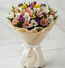 Букет цветов из:  Альстромерии в Манычском
