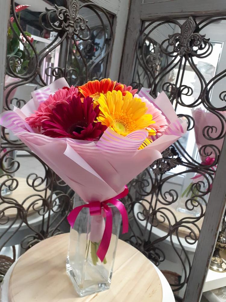 Букет цветов из: Герберы в Манычском