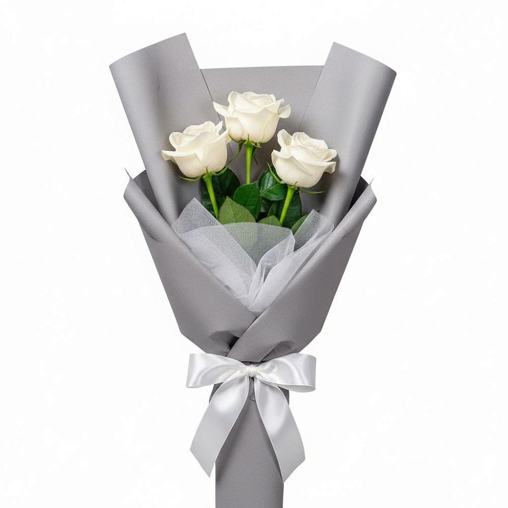 Букет 3 белые розы в Манычском