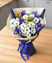 Букет цветов из:  Розы, Ирисы и Хризантемы в Манычском