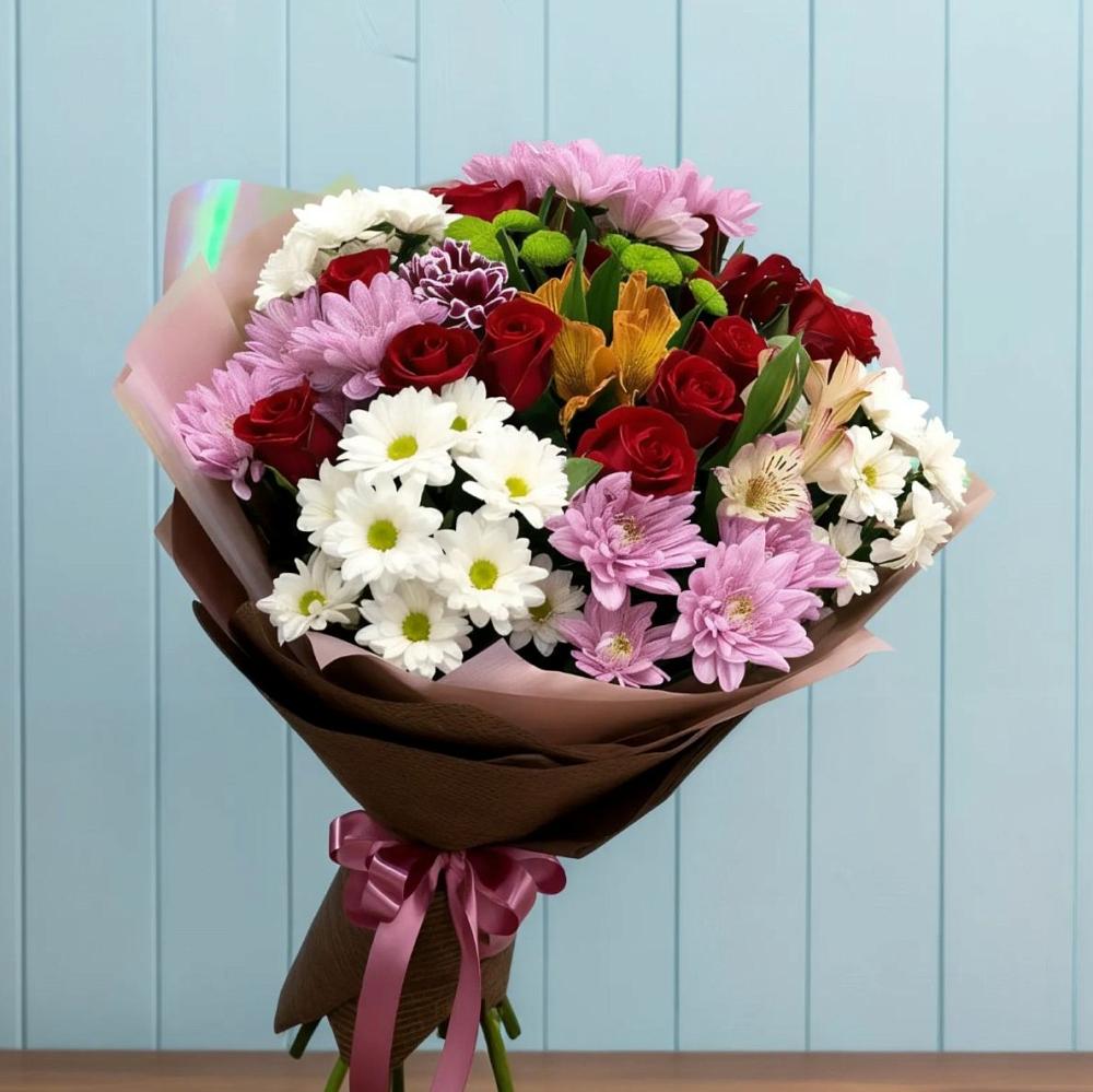 Букет цветов из: Розы, Хризантемы и Альстромерии в Манычском