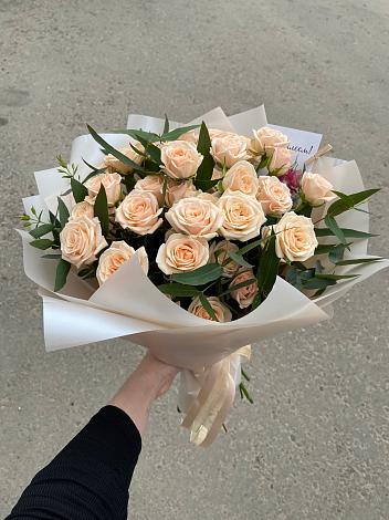 Букет Кремовые розы Латте в Манычском