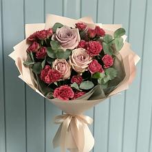 Букет цветов из:  Гвоздики и Розы в Манычском